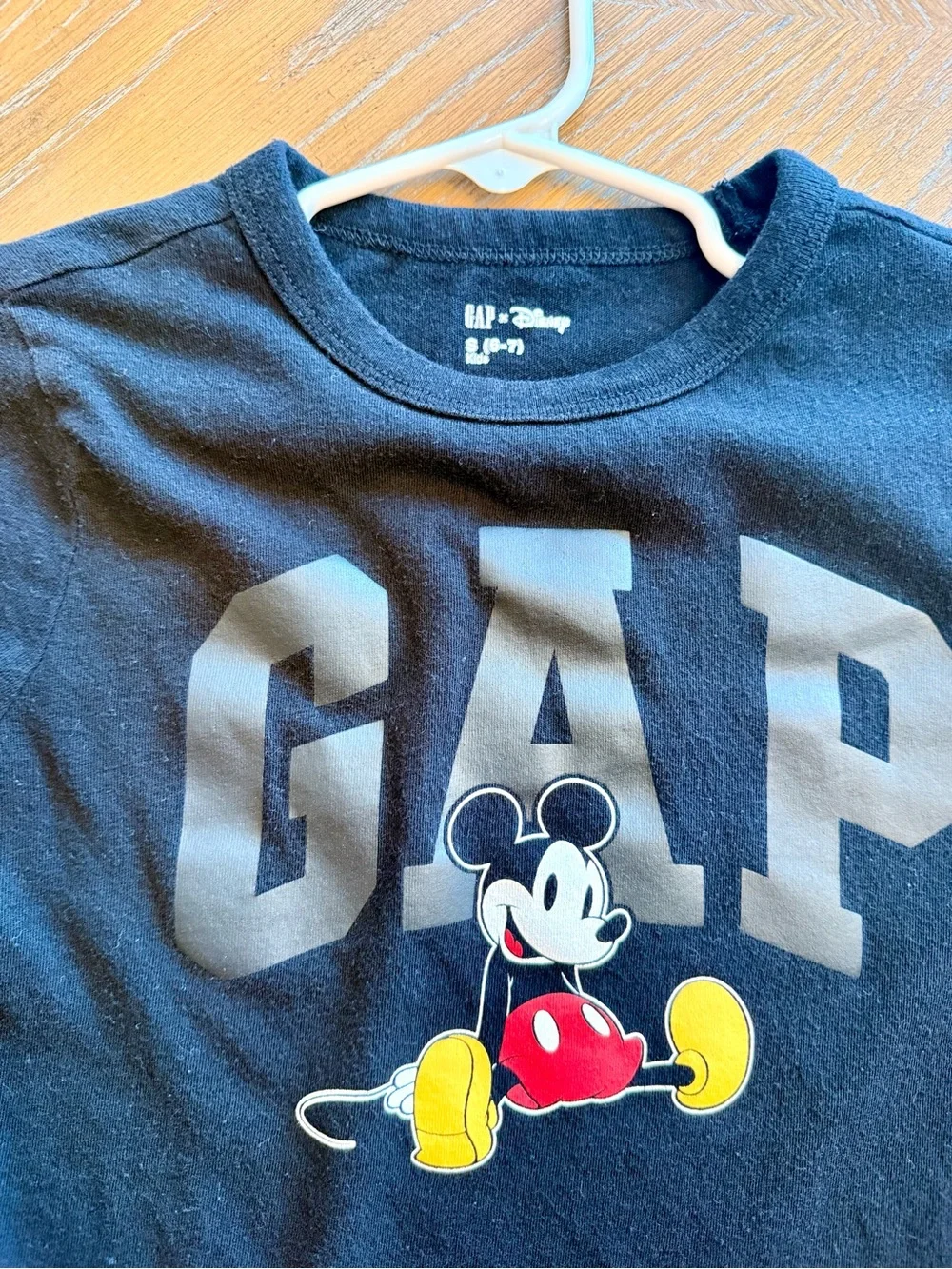 GAP classic black